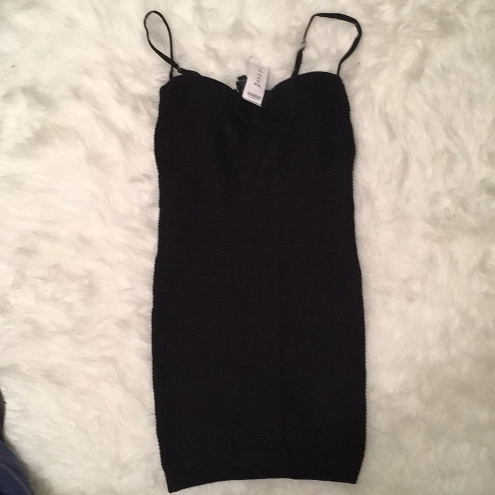 Black ribbed bodycon dress